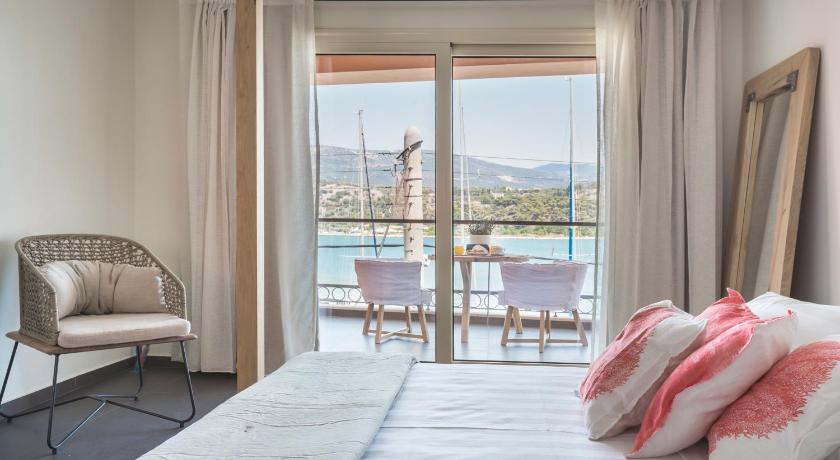 Image of Mare Suite with Sea View 0
