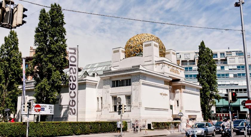 Apartment Opera — Hotel in Vienna
