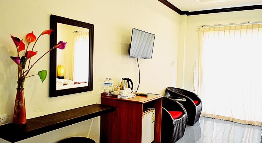 Image of Superior Twin Room 9