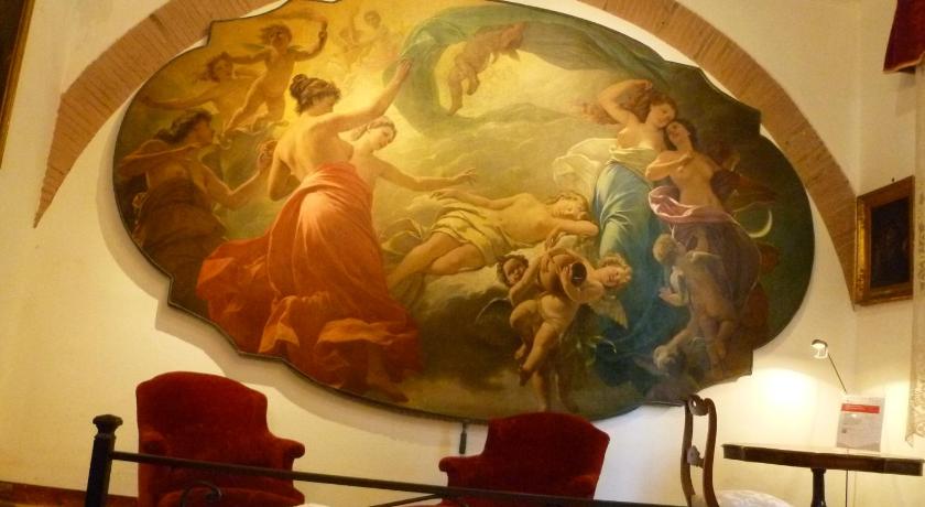 Time Out — Hotel in Pisa
