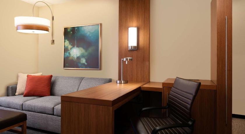 Hyatt Place Kansas City Lenexa City Center