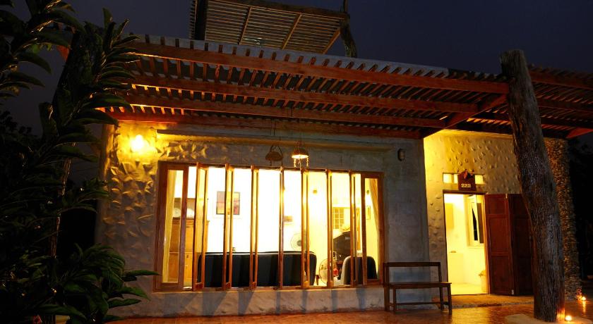 Image of Two-Bedroom House 4