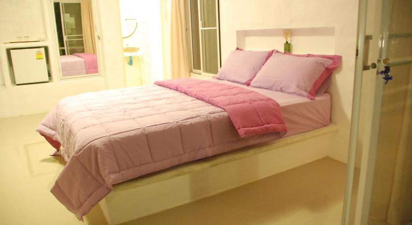 Image of Quadruple Room with Balcony 4