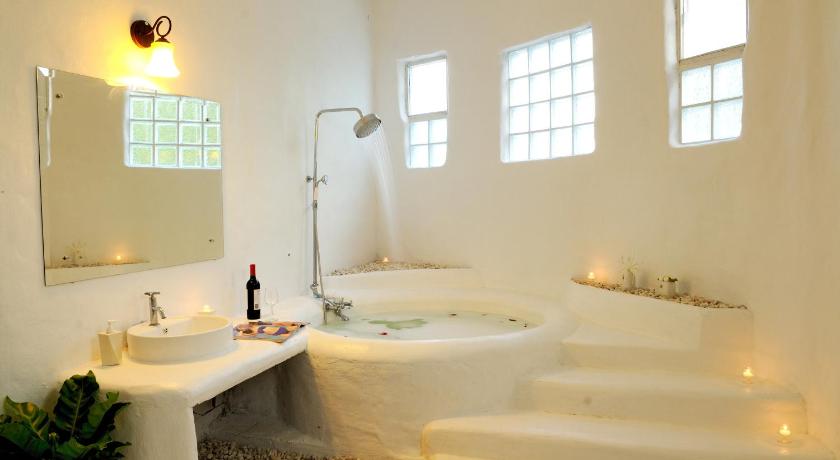 Image of Two-Bedroom House 2