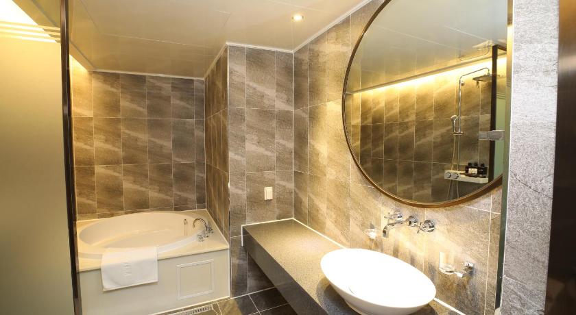 Image of Premiere Double Room 16