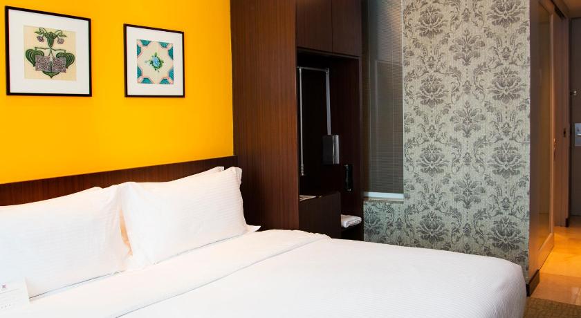 Image of Deluxe Room 6