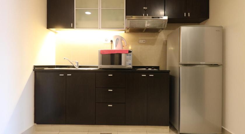Image of Deluxe King Suite 11