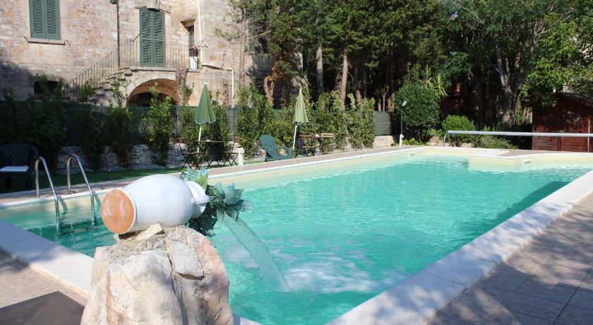 Domus Relax — Hotel in Fasano