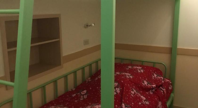 Image of Small Double Room 4