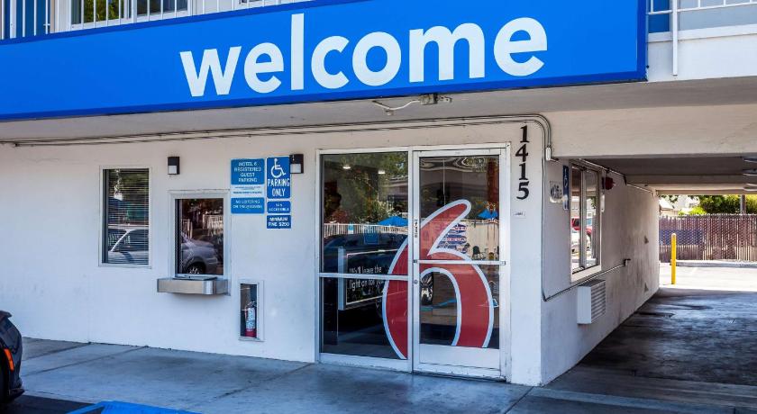 Motel 6 Sacremento, Ca - Downton