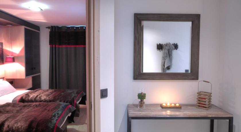 Image of Two-Bedroom Apartment 16