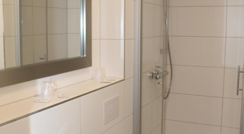 Hotel Rheinischer Hof photo