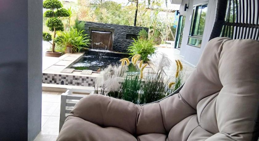 パタヤ Sor Kor Sor Resort 3つ星 ホテル ロビー