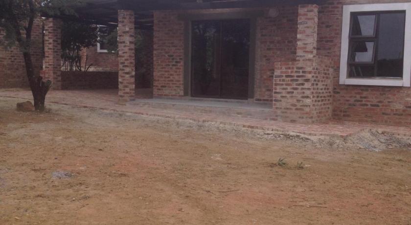 Thorntree Lodge photo