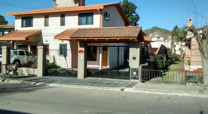Complejo Camila — Hotel in Villa Carlos Paz
