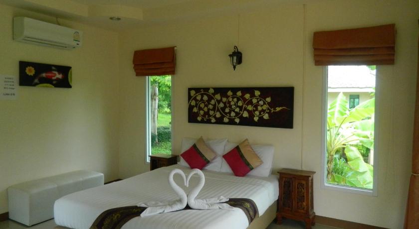 Image of Deluxe Mountain View Villa 3