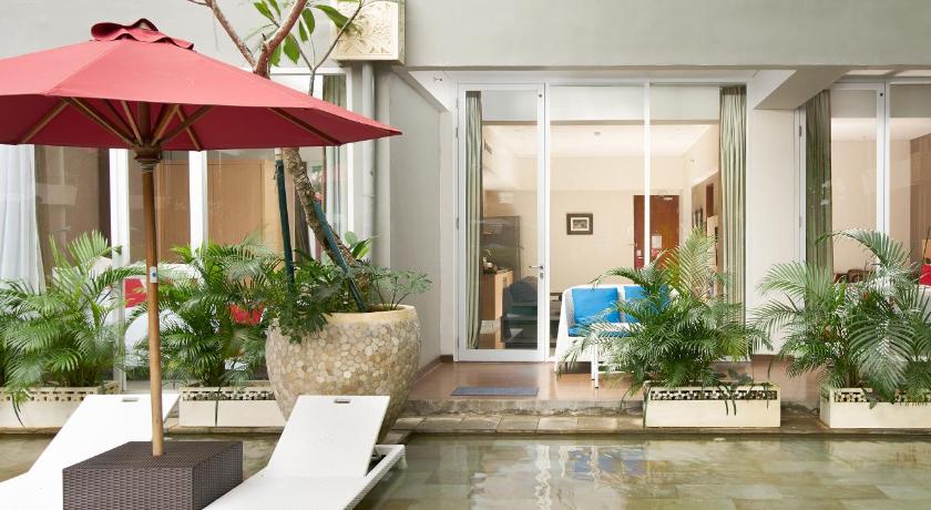 Családi szoba - medence-hozzáféréssel (Family Room with Pool Access) fotója 5