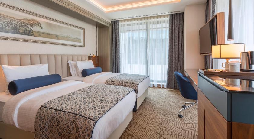 Golden Tulip Istanbul Bayrampasa