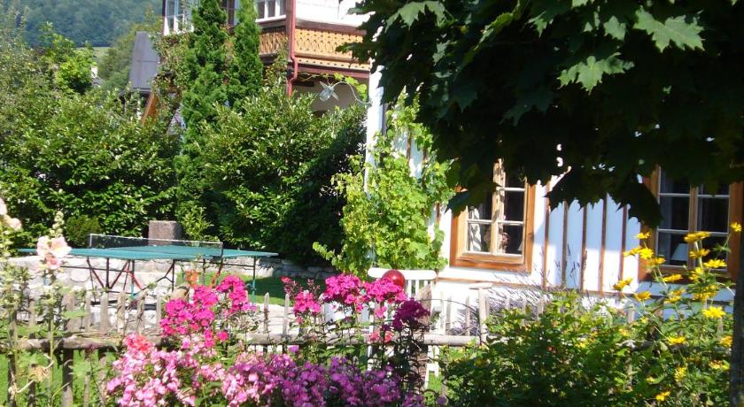 Sonnwirtstockl am See photo