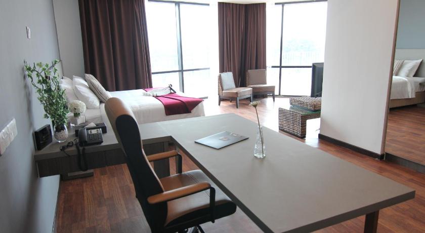 Image of Executive Suite 4