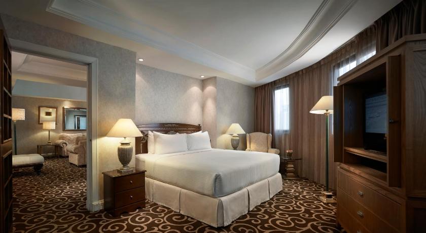 Image of Premier Suite Room 1