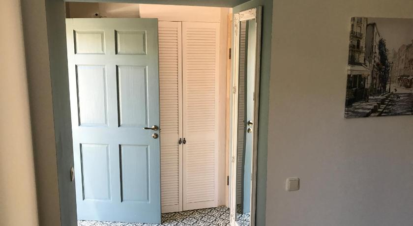 Apartment near by sea photo