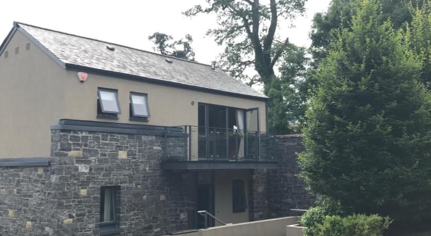 卡范holiday home on farnham estate - agoda 网上最低价格保证,即时