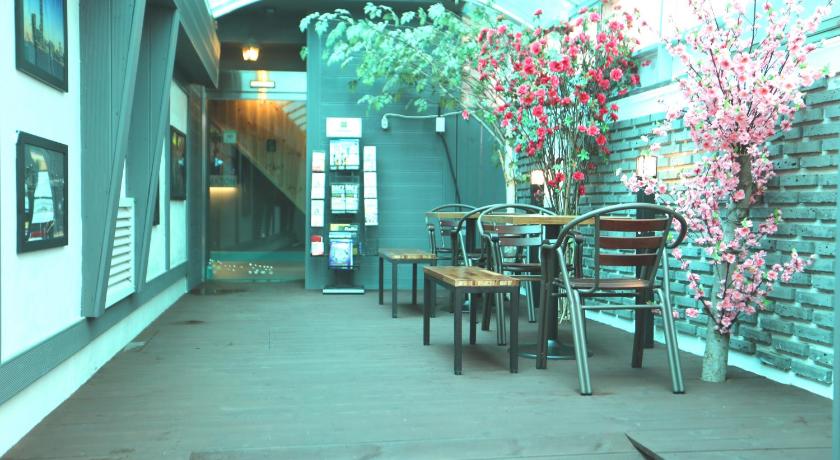 서울 머스트스테이호텔 명동 (MUST STAY HOTEL Myeongdong) 2성급 호텔 로비