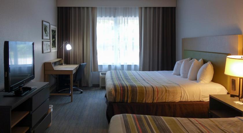 Country Inn & Suites by Radisson, Washington, D.C. East - Capitol Heights, MD