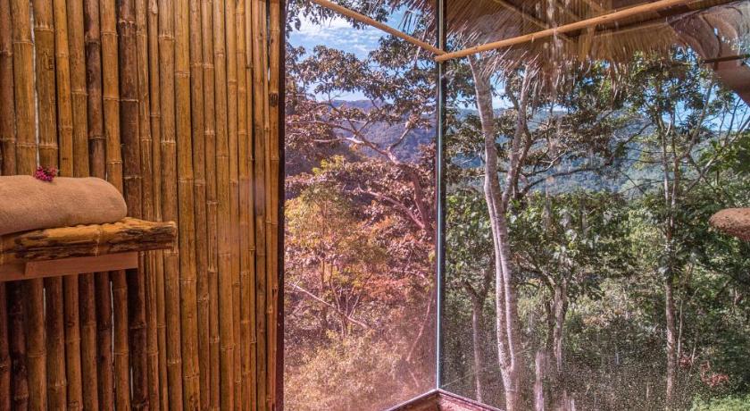 Tami Lodge photo