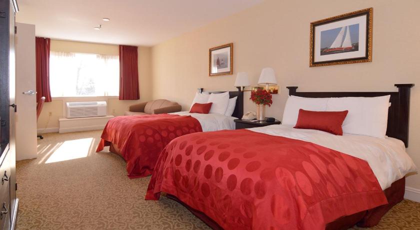 Ramada by Wyndham Seekonk Providence Area