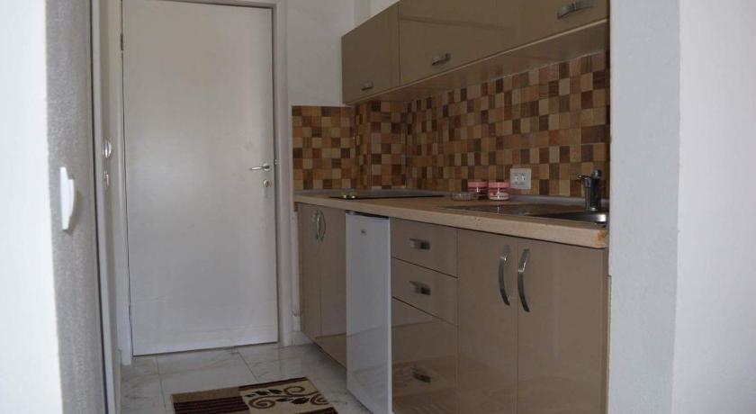 Leli Apartments photo