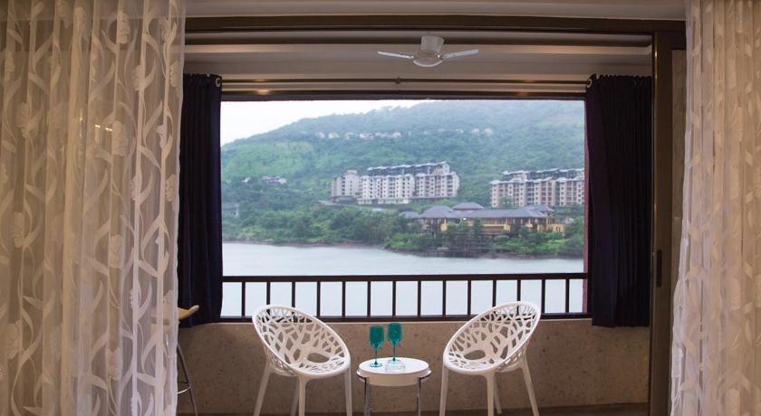 Lavasa Luxury Lakeview Studio photo