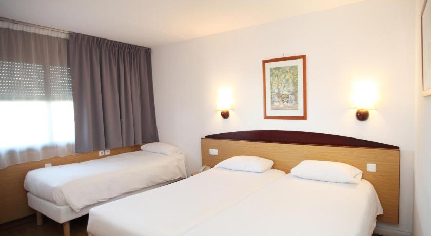 Szoba 2 külön ággyal (Twin Room) fotója 1