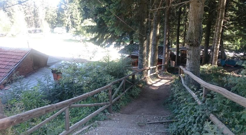 Malka Yurta Hut photo