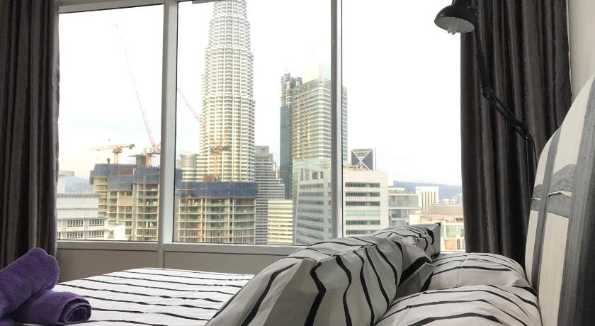 VORTEX SUITES KLCC by PNUT With NETFLIX photo