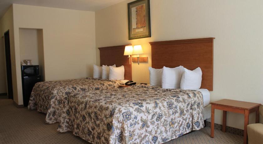 Days Inn by Wyndham San Antonio at Palo Alto photo