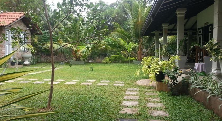 Green Wood Villa Negombo - image 36