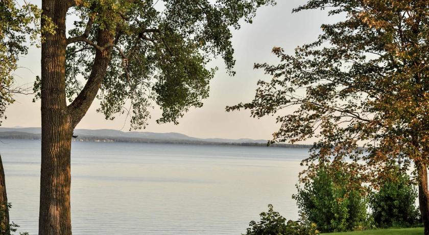 La cache du Lac Champlain by C Hotels