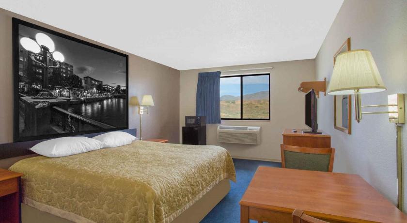 Super 8 By Wyndham Winnemucca Nv