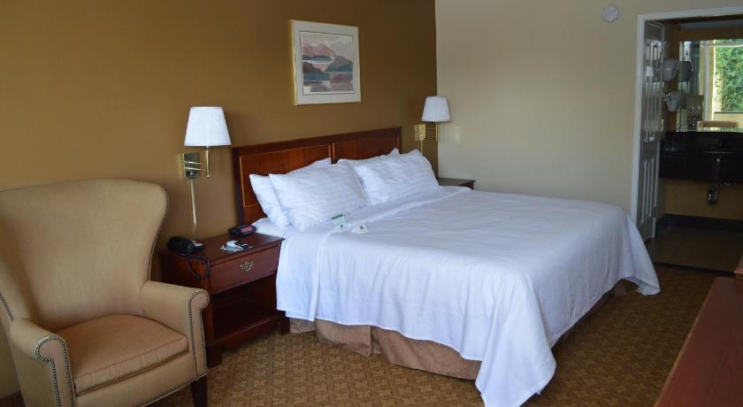 Ontario Airport Inn