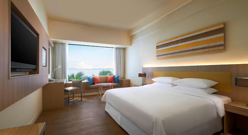 Image of Superior Ocean View, King Bed 4