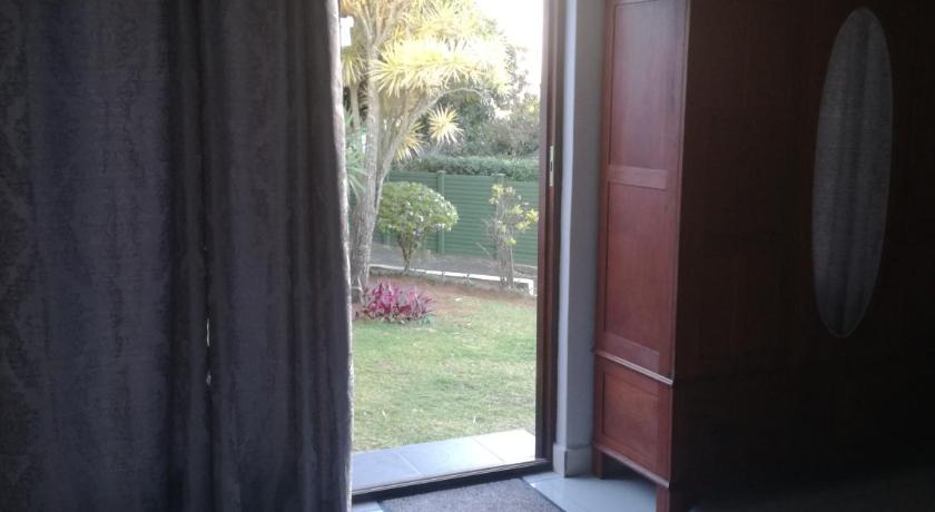 Image of Deluxe Room 2
