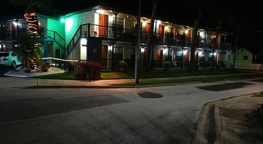 Merida Inn & Suites photo