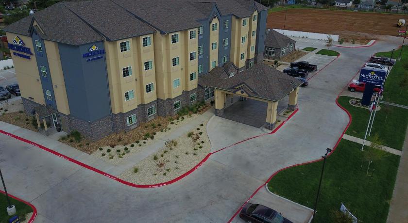 Microtel Inn and Suites by Wyndham Lubbock