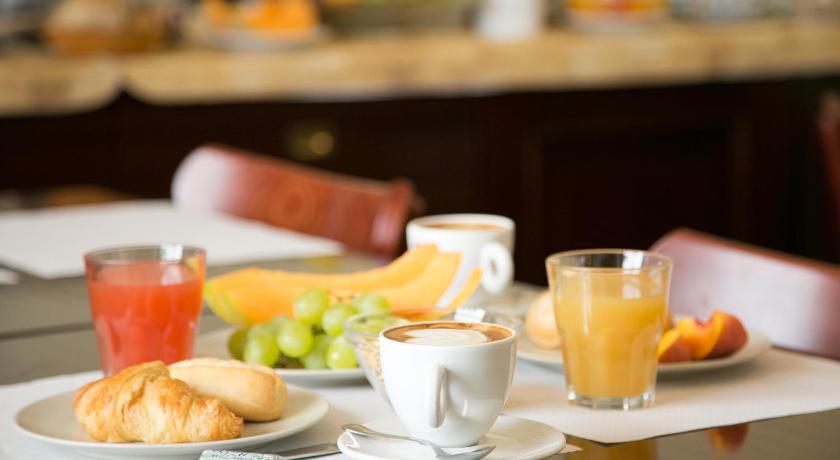 ローマ Hotel Trastevere 3つ星 ホテル レストラン