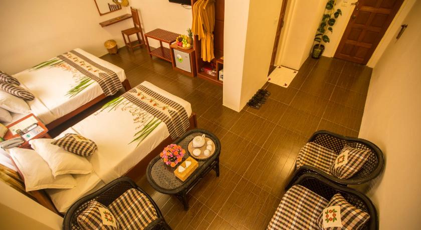 Image of Deluxe Triple Room 0