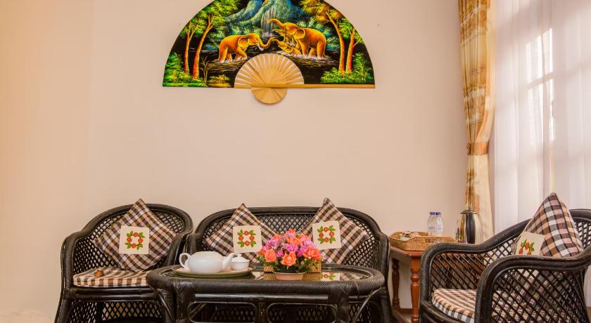 Image of Deluxe Triple Room 3