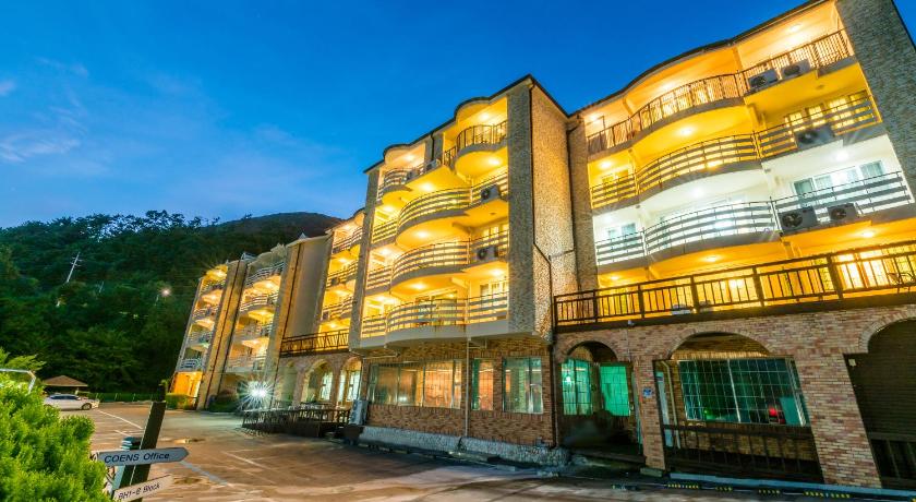 巨济 Homefourest Resort Geoje 4星级 酒店 套房