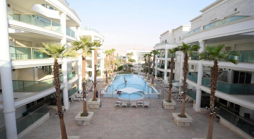 City Resort Palmore - image 18